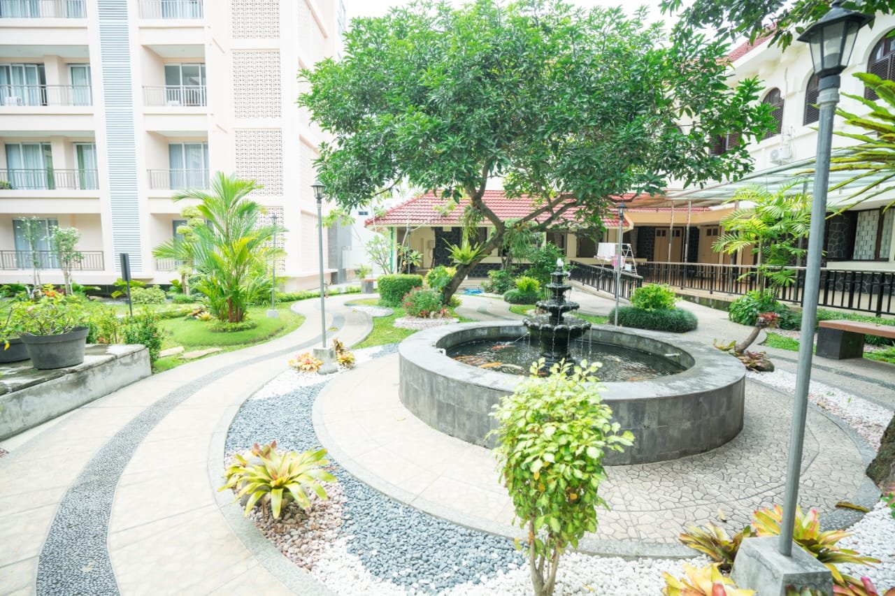 CB Senior Living - Taman